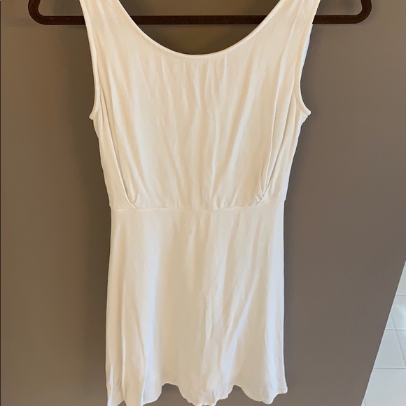 White lace back zip up dress. - Picture 6 of 6